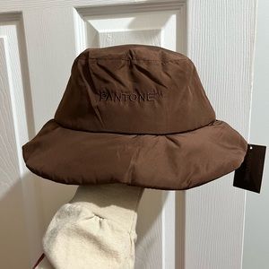 Pantone Puffer Bucket Hat